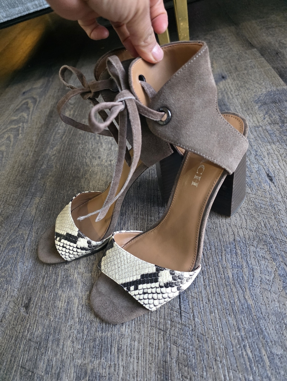 Coach Madison Heels 7.5